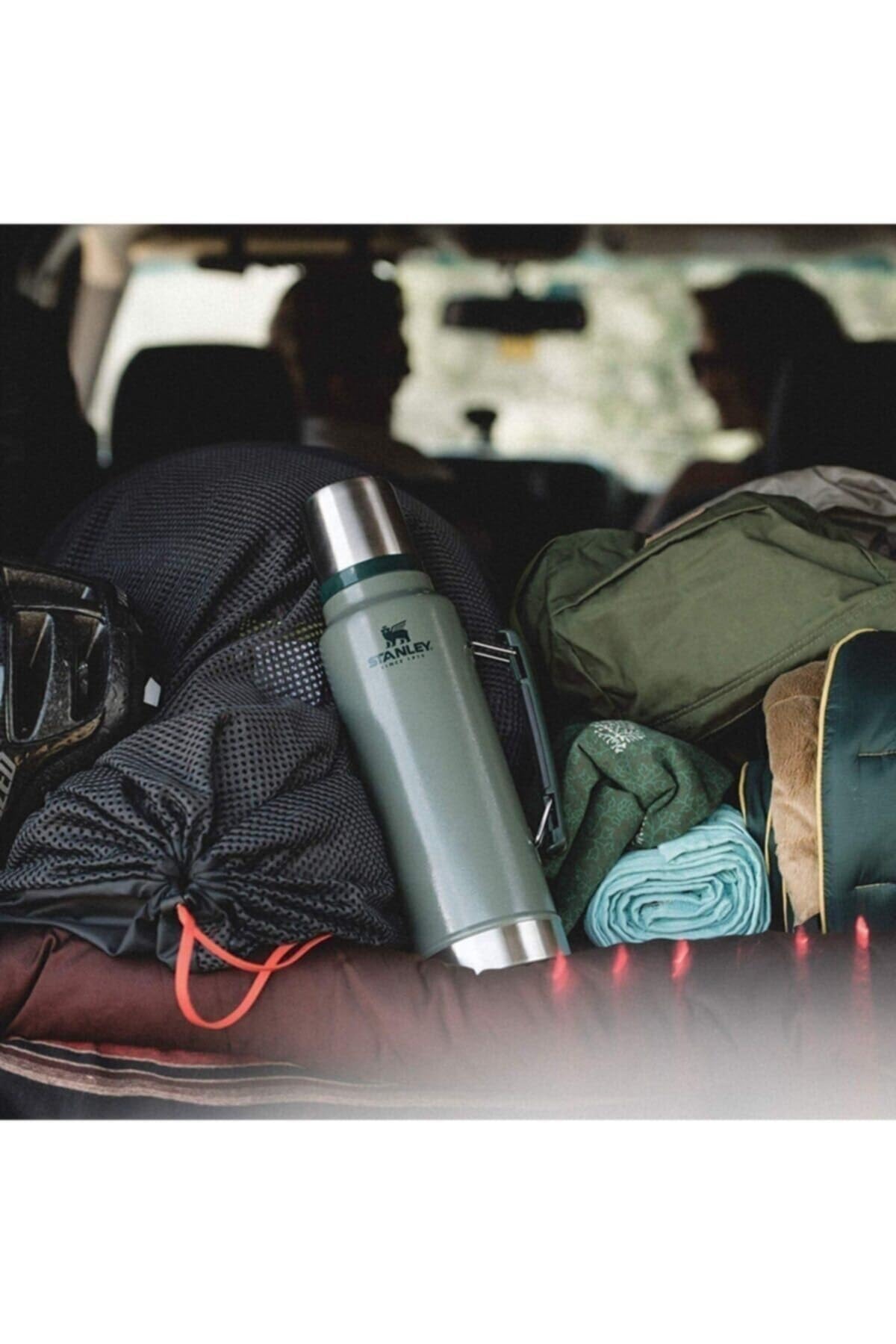 Stanley 1913 Classic Legendary Thermal Flask 1.9L - Matte Black