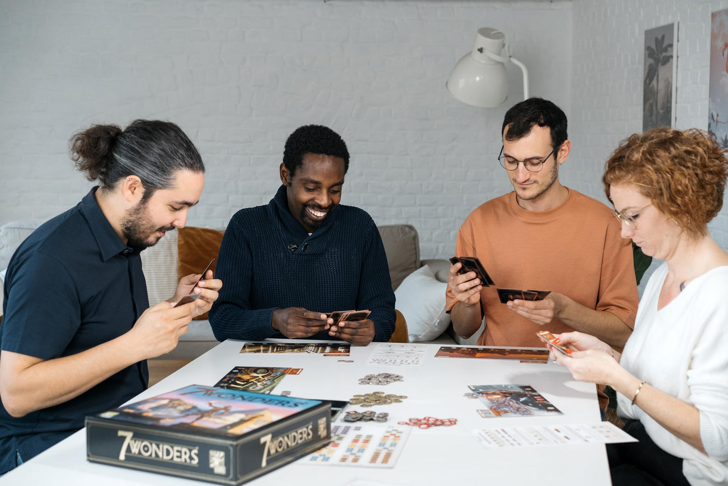 Repos Production | 7 Wonders | Board Game | Ages 10+ | 3-7 Players | 30 Minutes Playing Time