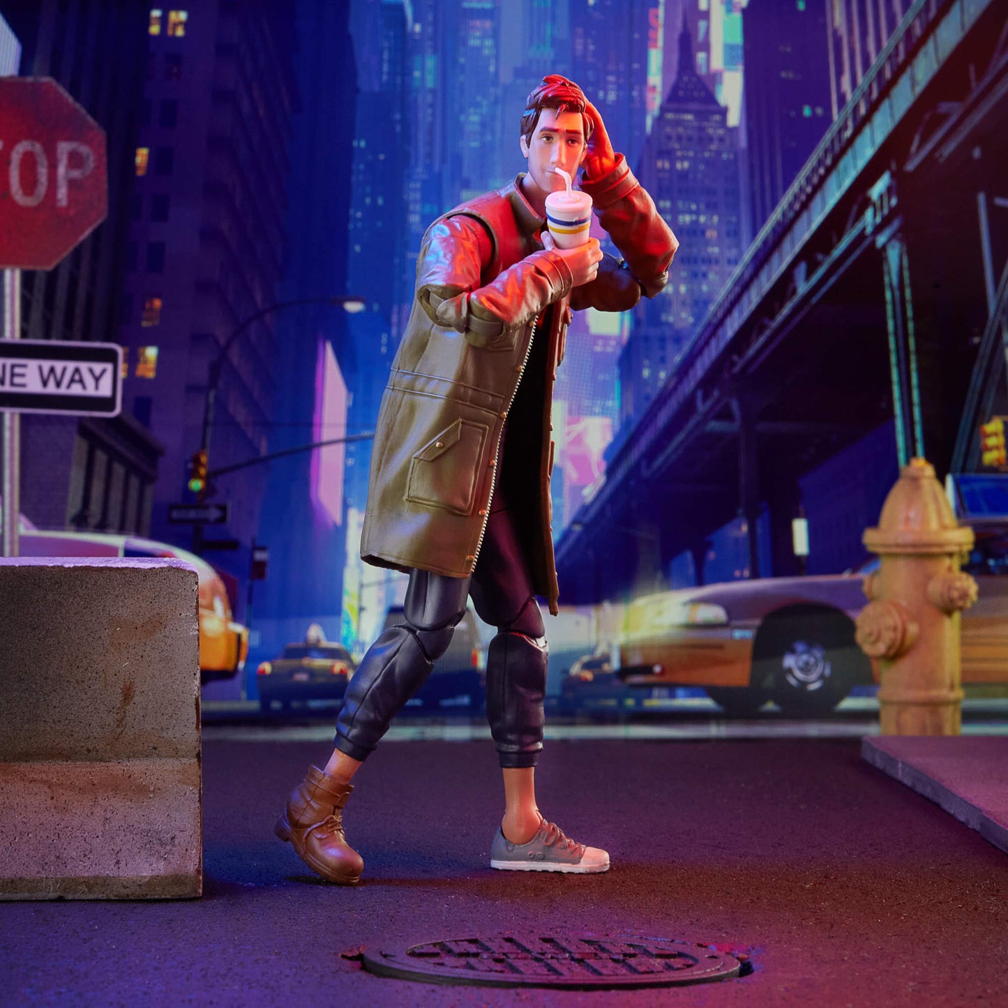 Spider-Man Hasbro Marvel Legends Series Into the Spider-Verse Peter B. Parker 15 CM Collectible Action Figure Toy For Kids Age 4 and Up