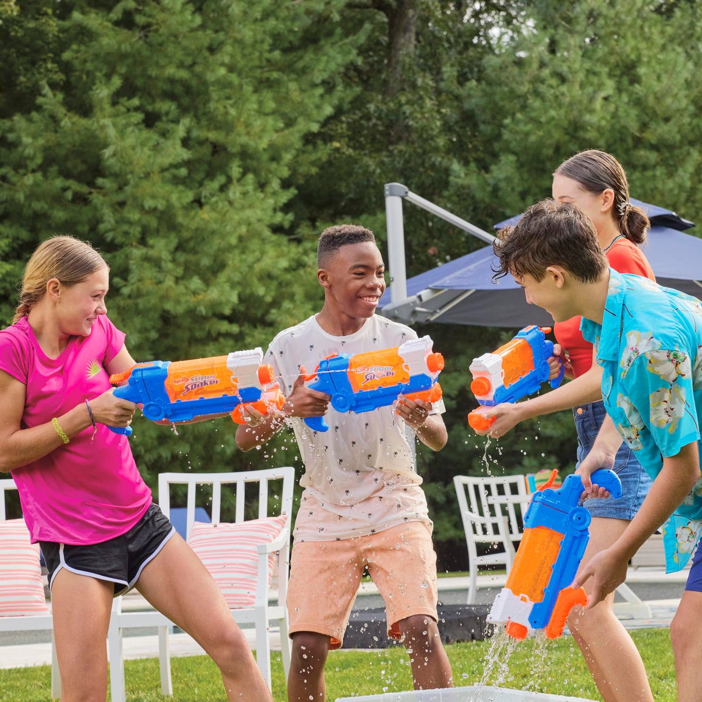 Nerf Super Soaker Flip Fill Water Blaster, Water Blaster, Water Toys, 1, Ideal for Garden Games, 887ml, Multicolor