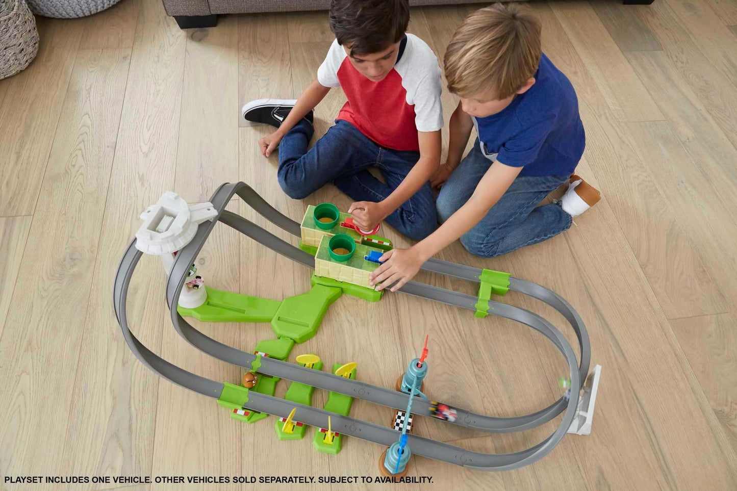 Hot Wheels Mariokart Mario Circuit Track Set, Multi