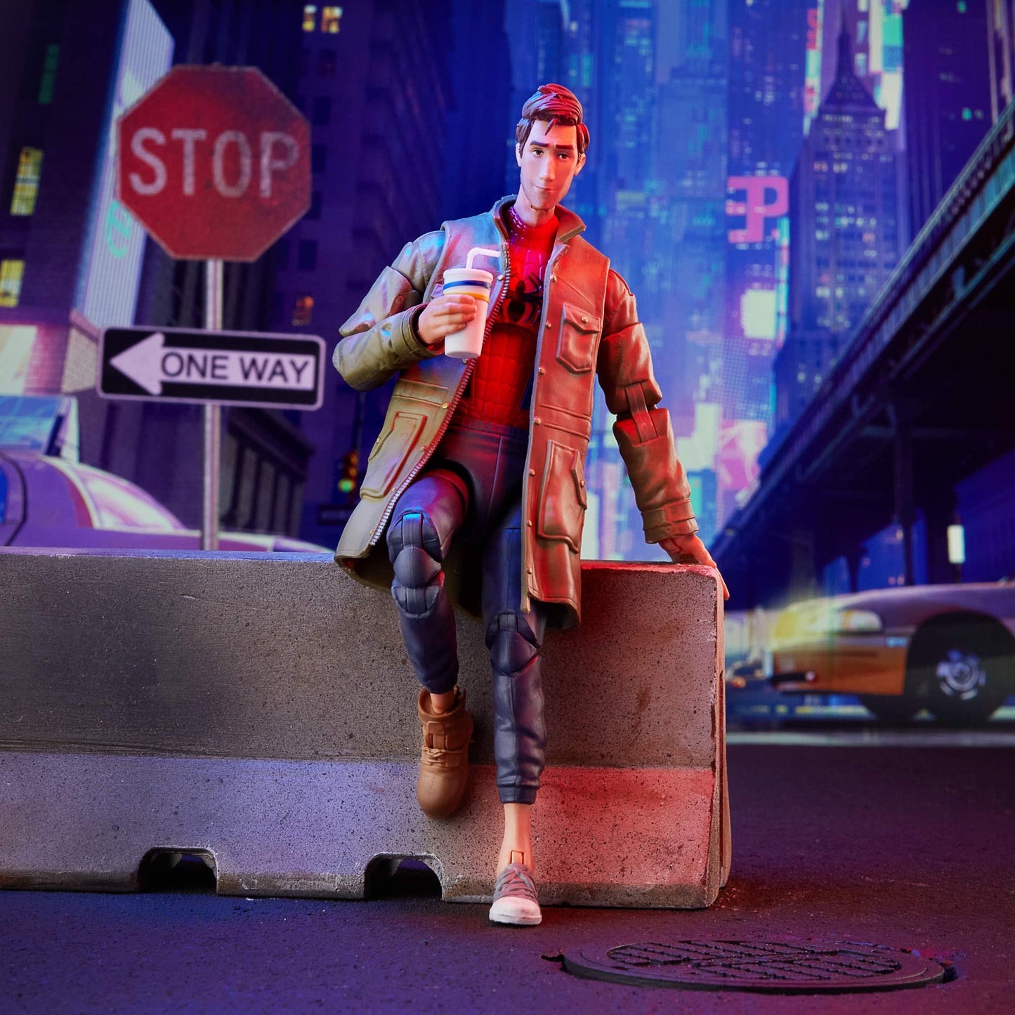Spider-Man Hasbro Marvel Legends Series Into the Spider-Verse Peter B. Parker 15 CM Collectible Action Figure Toy For Kids Age 4 and Up