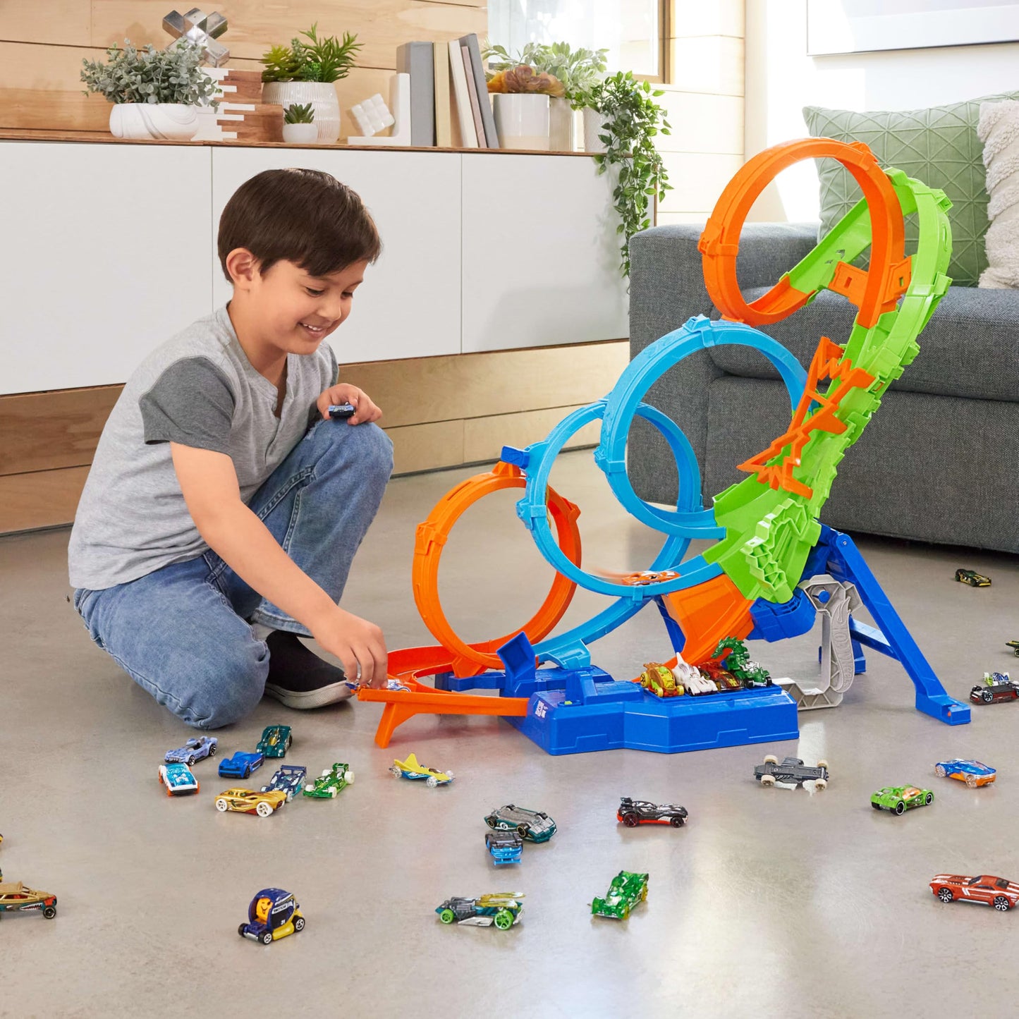 Hot Wheels Action "4 Loopings Crash Gefahr